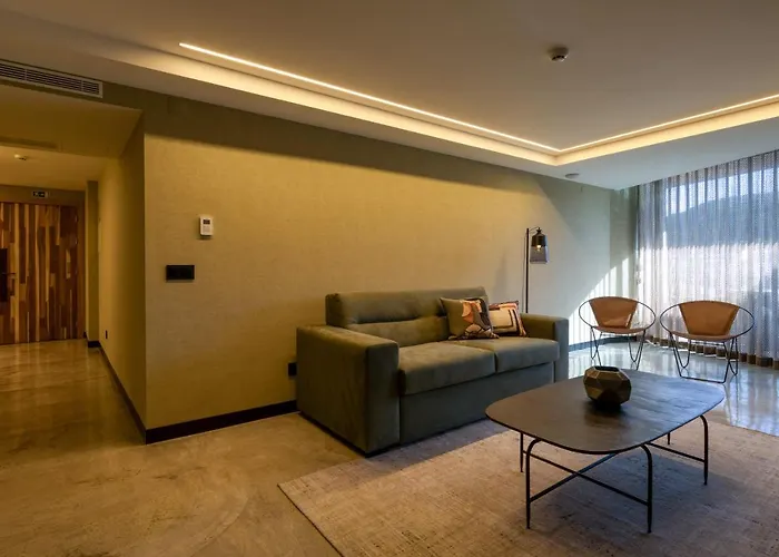 Hotel Well &