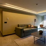 Hotel Well &