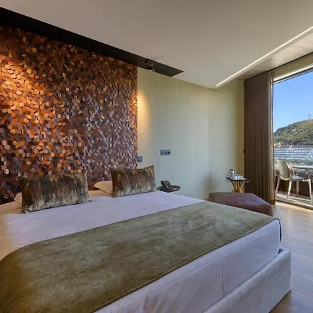 Well & Hotel