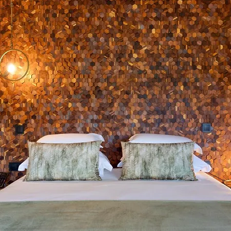 Well & Hotel Maceira (Lisbon)
