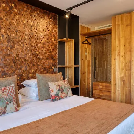Hotel Well &